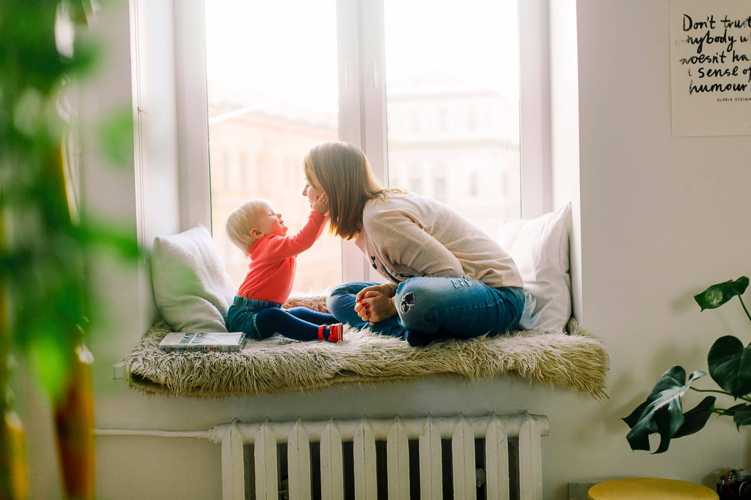 adorable-baby-babysitter-1257110